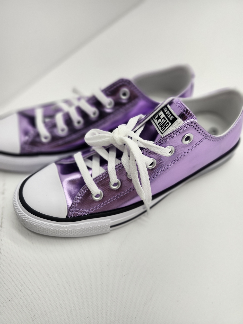Converse Chuck Taylor All Star Metallic Purple Low Top Sneakers Women's 8 NWOT